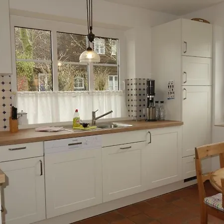 Σπίτι διακοπών Adebar 1